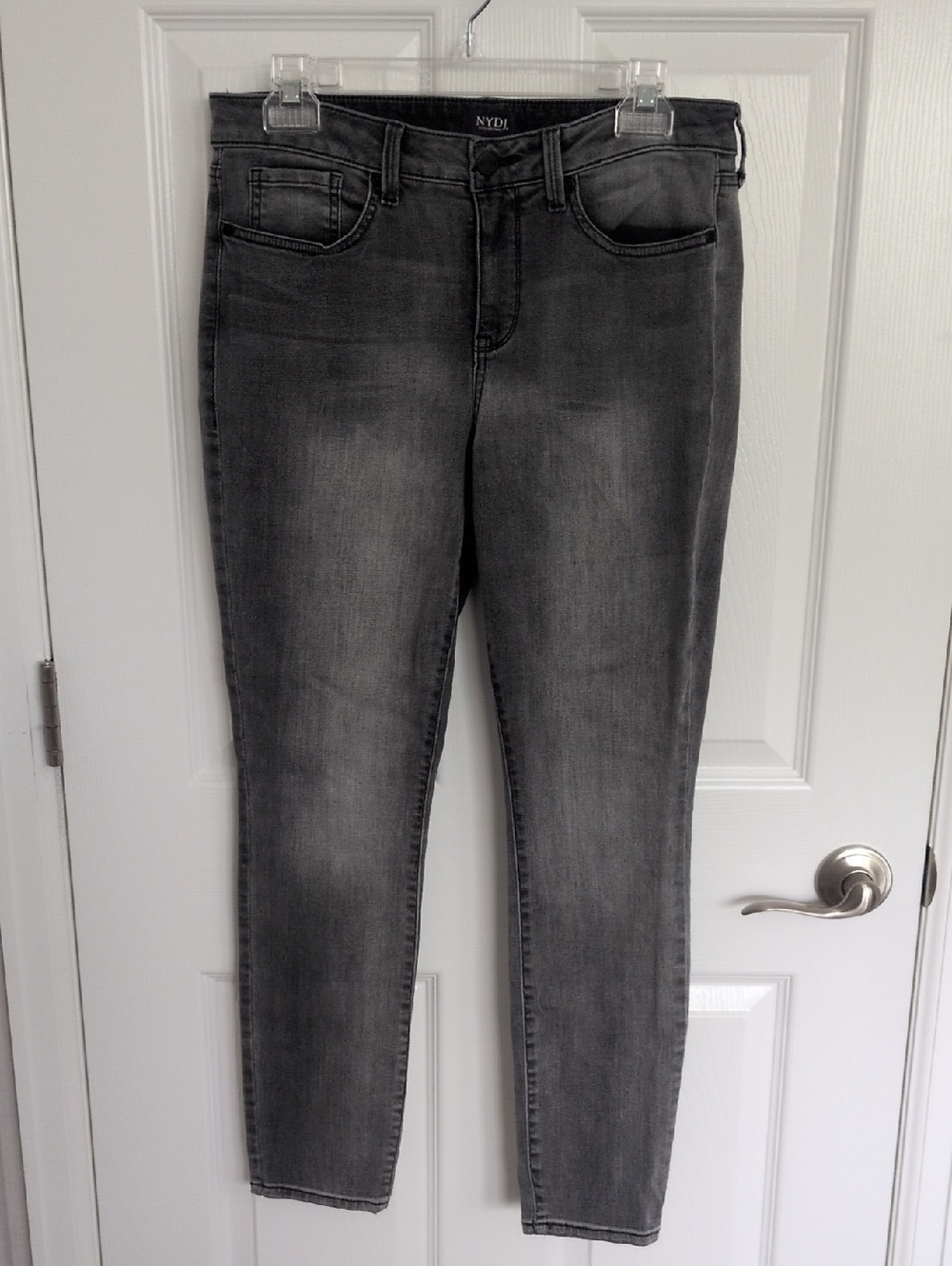 NYDJ Ami Skinny Gray Washed Jeans - 8